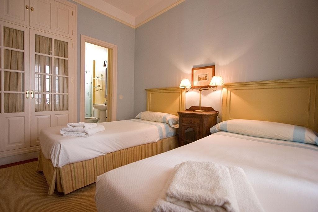 River House Sevilha Quarto foto
